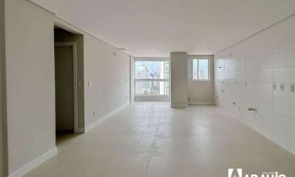 Apartamento com 3 dormitórios para alugar no São Judas - Itajaí/SC