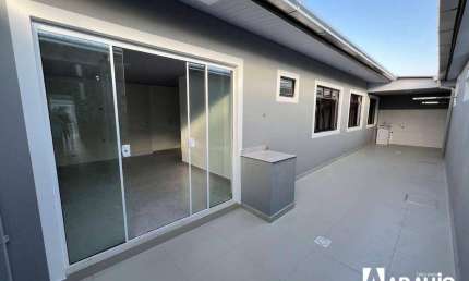 Casa com 3 quartos para alugar na Rua Odílio Garcia, 325, Cordeiros, Itajaí