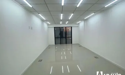 Sala comercial para alugar na Rua Manoel Vieira Garção, 10, Centro, Itajaí