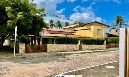 Excelente Casa em Pirangi do Norte. Próximo á praia, 6 quartos 3 suítes, 6 vagas