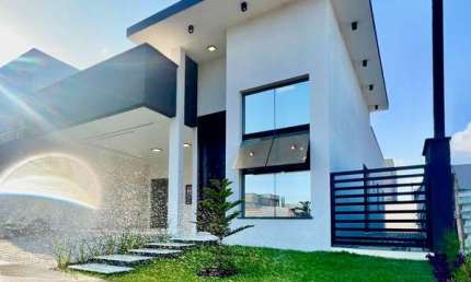 Casa Venda Condomínio Ecoville 2 - 121,53 m² Ter: 200m2, 3 suítes (2 semi-suite)