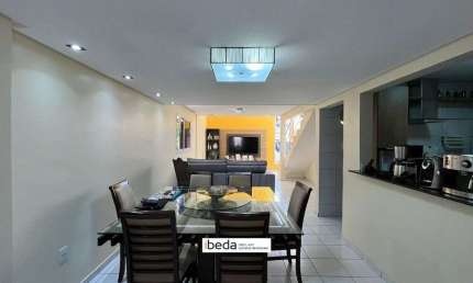 Casa no Condominio Florida Gandhi em Parnamirim, 4 suítes, piscina, area gourmet