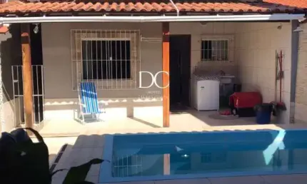 Casa com 2 quartos à venda na Rua Silvinha Teles, 159, Itapeba, Maricá por R$ 450.000