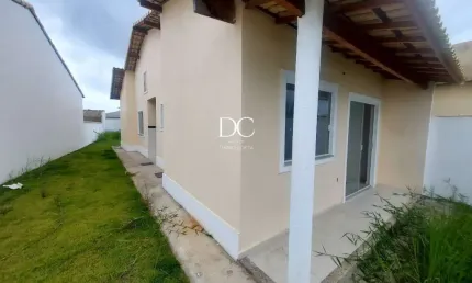 Casa com 2 quartos à venda na Rua Douglas Marques Rienti, Jardim Atlântico Leste (Itaipuaçu), Maricá por R$ 400.000