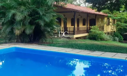 Casa com 3 quartos à venda na Rua Jacarandá, Condado de Maricá, Maricá por R$ 850.000