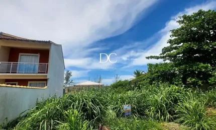 Terreno à venda na avenida maysa, guaratiba (ponta negra), maricá por r$ 200.000