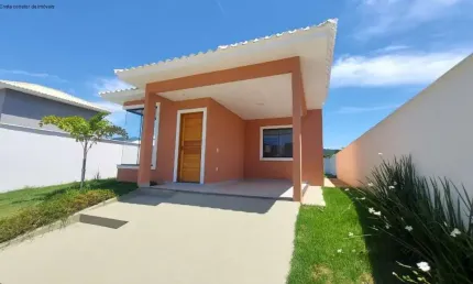 Casa em condomínio fechado com 3 quartos à venda na Estrada Henfil, Pindobas, Maricá por R$ 480.000