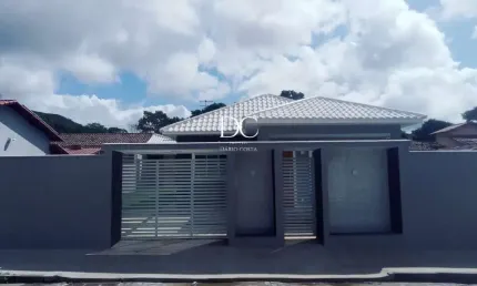 Casa em condomínio fechado com 3 quartos à venda na Avenida Carlos Marighella, Chácaras de Inoã (Inoã), Maricá por R$ 670.000