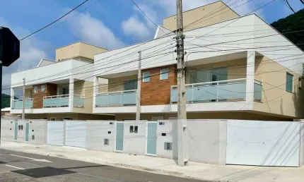 Casa com 3 quartos à venda na rua vereador luiz botelho, 319, piratininga, niterói por r$ 790.000