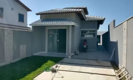 Casa com 3 quartos à venda na Rua Vinte, Barroco (Itaipuaçu), Maricá por R$ 490.000