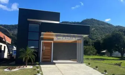 Casa em condomínio fechado com 3 quartos à venda na Rua A, Inoã, Maricá por R$ 580.000