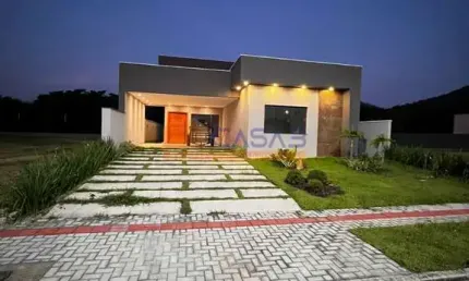 Casa em condomínio fechado com 3 quartos à venda na rodovia ernani do amaral peixoto, inoã, maricá, 155 m2 por r$ 850.000