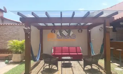 Casa com 3 quartos à venda na Rua Paracambi, 131, Iguabinha, Araruama por R$ 620.000