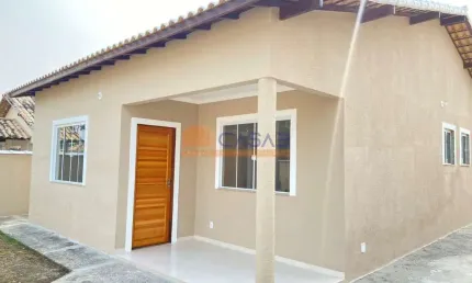Casa com 2 quartos à venda na Rua Florinda Francisca Domingues, Jardim Atlântico Central (Itaipuaçu), Maricá, 88 m2 por R$ 550.000