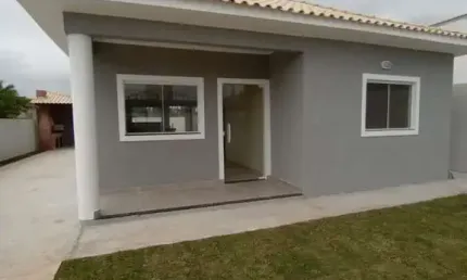 Casa com 3 quartos à venda na Rua Georgilei Rodrigues, Jardim Atlântico Leste (Itaipuaçu), Maricá, 95 m2 por R$ 590.000