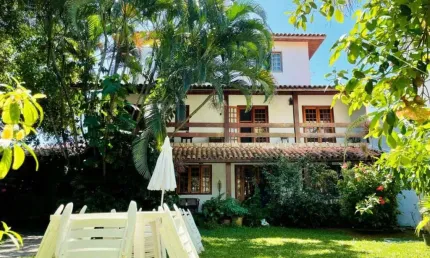 Casa com 5 quartos à venda na Avenida Doutor Geraldo de Melo Ourivio, Camboinhas, Niterói, 470 m2 por R$ 3.900.000