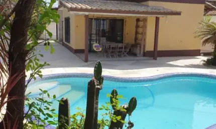 Casa com 4 quartos à venda na Rua Santo Antônio, Maravista, Niterói por R$ 975.000