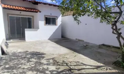 Casa com 2 quartos à venda na rua ivan dias pereira, jardim atlântico leste (itaipuaçu), maricá por r$ 380.000