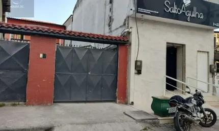 Casa com 3 quartos à venda na Rua Doutor Nilo Peçanha, 387, Antonina, São Gonçalo, 750 m2 por R$ 1.600.000