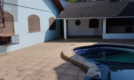 Casa com 3 quartos para alugar na Avenida Almirante Tamandaré, Piratininga, Niterói por R$ 10.000