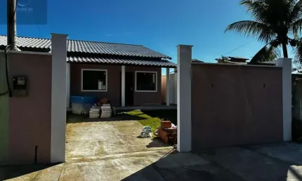 Casa com 2 quartos à venda na - rua zelia gatão raphaville, maricá-rj., itapeba, maricá por r$ 380.000