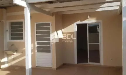 Casa em condomínio fechado com 3 quartos para alugar na Rua Professor Antônio Nogueira Braga, 76, Parque Rural Fazenda Santa Cândida, Campinas, 98 m2 por R$ 4.200