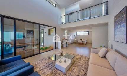 Casa em condomínio fechado com 4 quartos para alugar na Rua Jarbas Camara Mattos, 123, Alphaville Dom Pedro 2, Campinas, 340 m2 por R$ 20.000