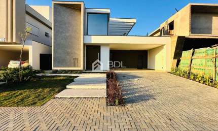 Casa em condomínio fechado com 3 quartos à venda na Avenida Valderes Fiolo Pupo de Campos Ferreira, 116, Loteamento Residencial Arborais, Campinas, 240 m2 por R$ 2.800.000