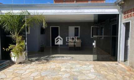 Casa em condomínio fechado com 4 quartos à venda na Rua Maria Aparecida Romero Neves, 275, Jardim Novo Cambuí, Hortolândia, 100 m2 por R$ 490.000