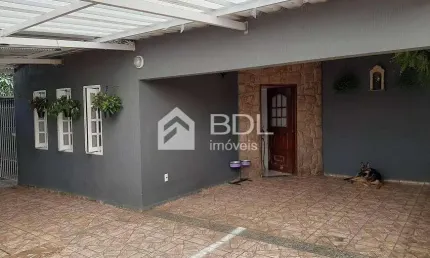 Casa com 4 quartos à venda na Rua Sebastião Pereira, 533, Parque Santa Bárbara, Campinas, 280 m2 por R$ 650.000