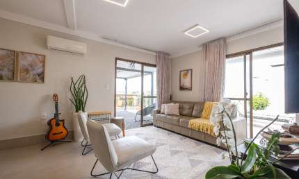 Cobertura linear à venda 124,41m privativos ,  2 dormitórios, 2 vagas , Ingleses R$990.000,00