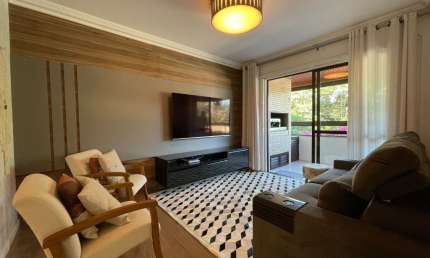 Apartamento à venda, 2 dormitórios, 30 metros da Praia da Cachoeira de Bom  Jesus , R$1.150.000,00