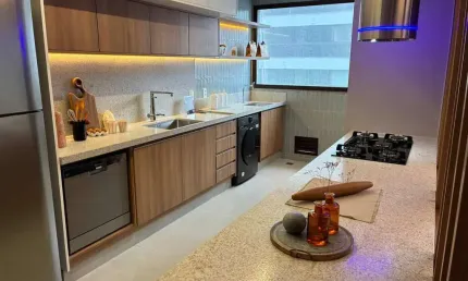 Apartamento de luxo à venda em Niterói, Icaraí, com 3 quartos, 132 - 140m²