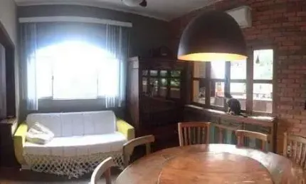 Casa à venda em Niterói, Icaraí, com 4 quartos, 219m²