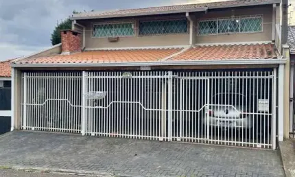 Sobrado para Venda em Curitiba, Alto Boqueirão, 4 dormitórios, 3 banheiros, 3 vagas