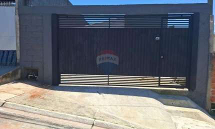 Encantadora Casa Reformada no Jardim das Paineiras ll. ACEITA FINANCIAMENTO!!!