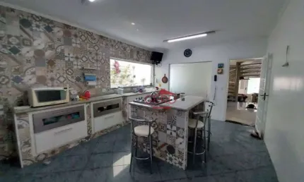1.	Casa com 3 Suítes e Cozinha Gourmet à Venda no Jardim Adalgisa – Vista para o Golf Club