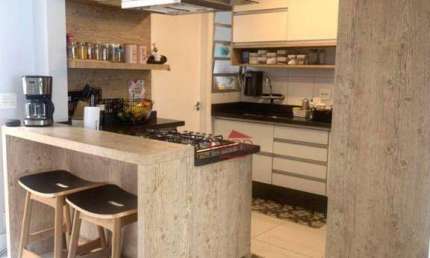 Casa à Venda em Cotia: Conforto e Modernidade no Condomínio Village de Wimbledon / Jardim Passárgada I
