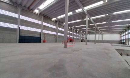 Galpão para alugar, 3200 m² por R$ 124.800,00 - Centro - Osasco/SP