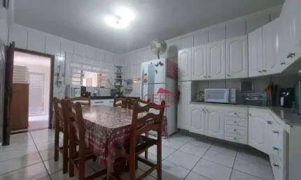 Casa com 3 dormitórios à venda, 163 m² por R$ 749.000,00 - Jardim Veloso - Osasco/SP