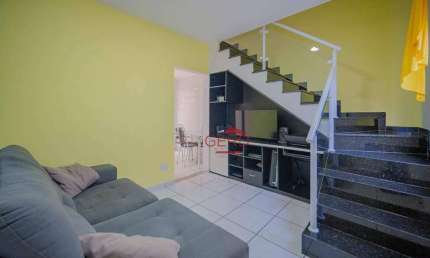 Sobrado com 2 dormitórios à venda, 55 m² por R$ 300.000,00 - Santa Maria - Osasco/SP