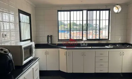 Casa com 3 dormitórios à venda, 207 m² por R$ 1.300.000,00 - Vila Yolanda - Osasco/SP