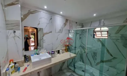 Sobrado com 5 dormitórios à venda, 250 m² por r$ 570.000,00 - metalúrgicos - osasco/sp