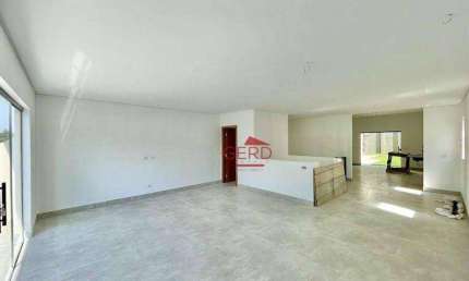 Venda de Casa Nova 0 Km em Condomínio de Alto Padrão em Cotia/SP - 3 Suítes, 6 Vagas e Clube Completo
