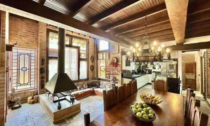 Casa com 4 dormitórios à venda, 300 m² por R$ 3.750.000,00 - Nova Higienópolis - Jandira/SP