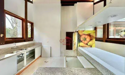 Casa de Alto Padrão à Venda no Recanto Inpla – 4 Quartos, 3 Suítes, 1.000m² – Carapicuíba/SP