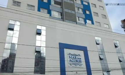 Apartamento com 3 dormitórios, sendo 1 suíte. centro.