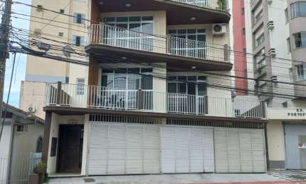 Apartamento com 3 quartos para alugar na Rua Frederico Augusto Luiz Thieme, Centro, Itajaí