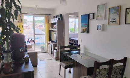 Excelente apartamento semimobiliado em São José dos Pinhais.