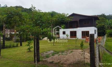 Casa com 4 quartos à venda na Zona Rural, Apiúna  por R$ 220.000